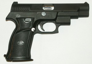 Pistol Wist-94L - Sursa: Wikipedia.org