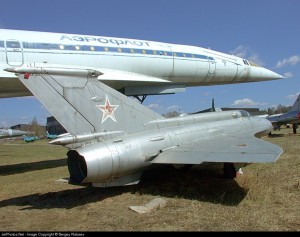 Tu-144 si MiG-21I - Sursa: jetphotos.net