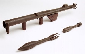 M1 Bazooka - Sursa: Wikipedia.org, credit: Hugh Talman (Smithsonian Institution)