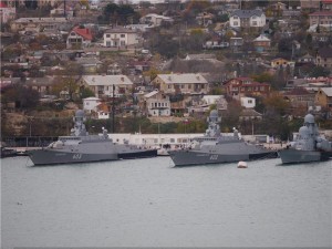 Ce a lasat Mos Gerila in port, la Sevastopol - Sursa: forum.sevastopol.info