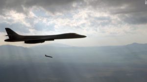 JASSM lansat de B-1 - Sursa: CNN.com
