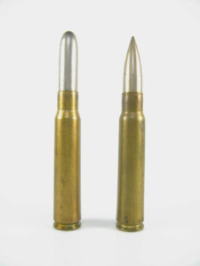 Exemplu de schimbare a glontului cu cap rotund cu unul spitzer la munitia germana 7.92x57mm - Sursa: Wikipedia