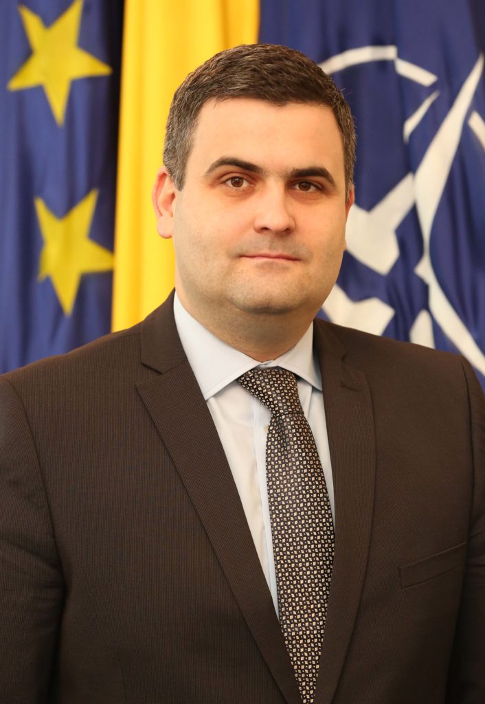 Gabriel-Beniamin Leş, Ministrul Apărării Naţionale - Sursa: Mapn 